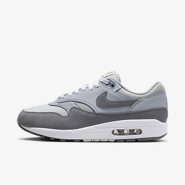 Grey Air Max 1. Nike